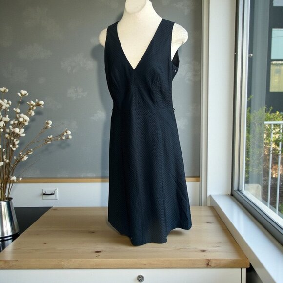 Banana Republic Dresses & Skirts - Banana Republic Black Dress Fit and Flare Diagonal Tone on Tone Stripes Size 14